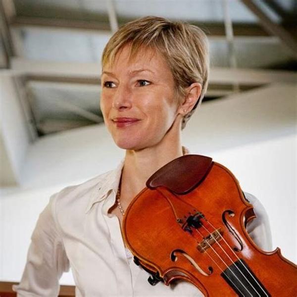 In The Garden Acoustic Concert: Kathryn Aldous