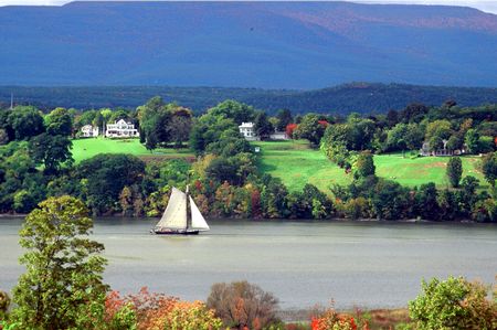 Hudson River Sloop Clearwater  2